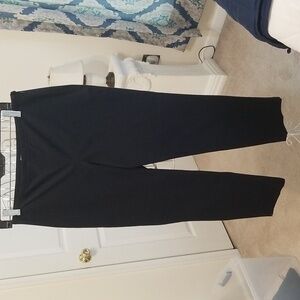 J. McLaughlin black ankle pants. Size 4. NWOT